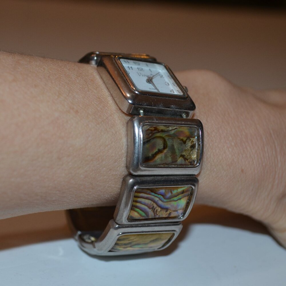 VIVANI Quartz Watches Stainless Steel Caseback Japan Abalone Sea Shell Bracelet